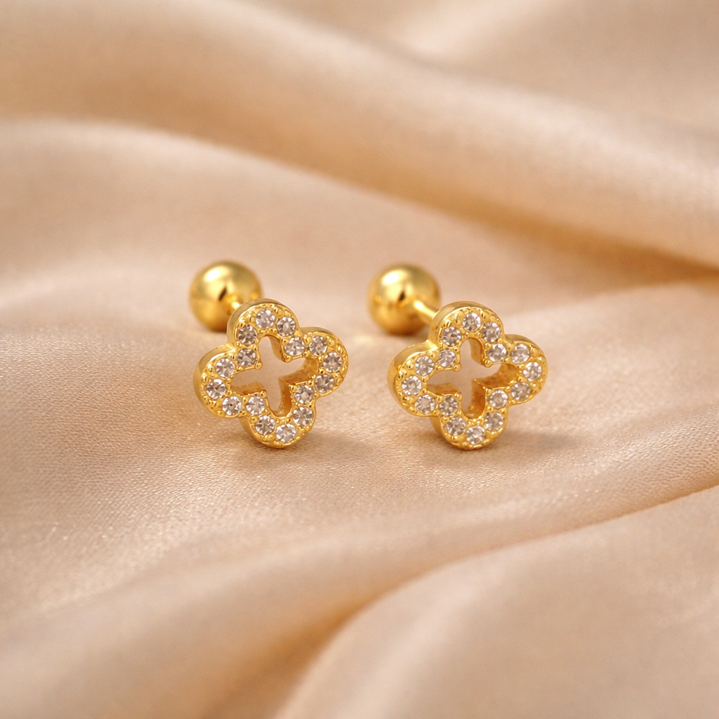 Hollow Four-Leaf Clover Pavé Stud Earrings in S925 Sterling Silver