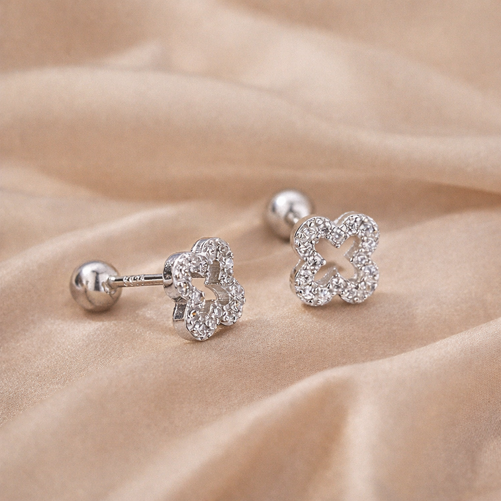 Hollow Four-Leaf Clover Pavé Stud Earrings in S925 Sterling Silver