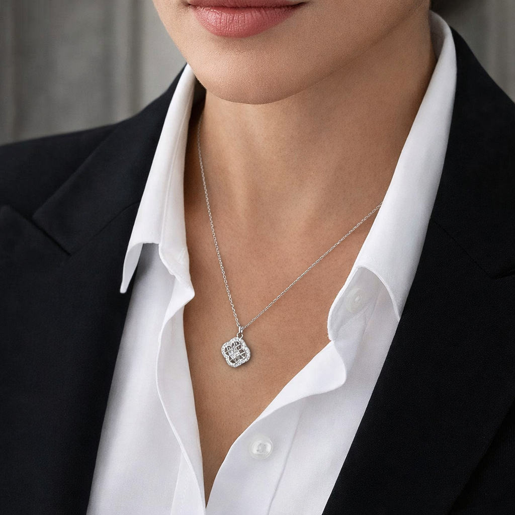 Four-Leaf Clover Pendant Necklace in S925 Sterling Silver