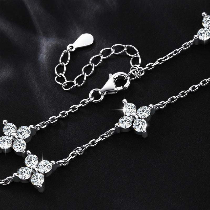 Lucky Four-Leaf Clover Bracelet in S925 Sterling Silver