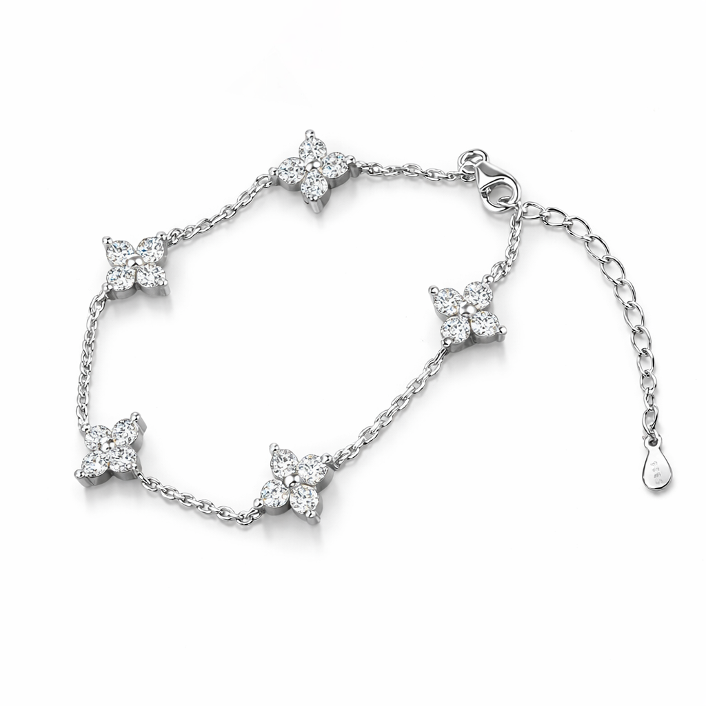 Lucky Four-Leaf Clover Bracelet in S925 Sterling Silver