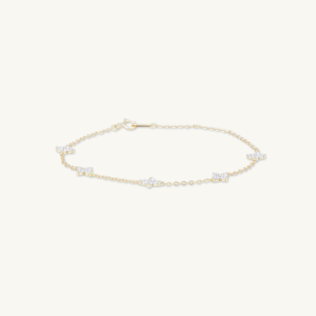 Clover Station Chain Bracelet