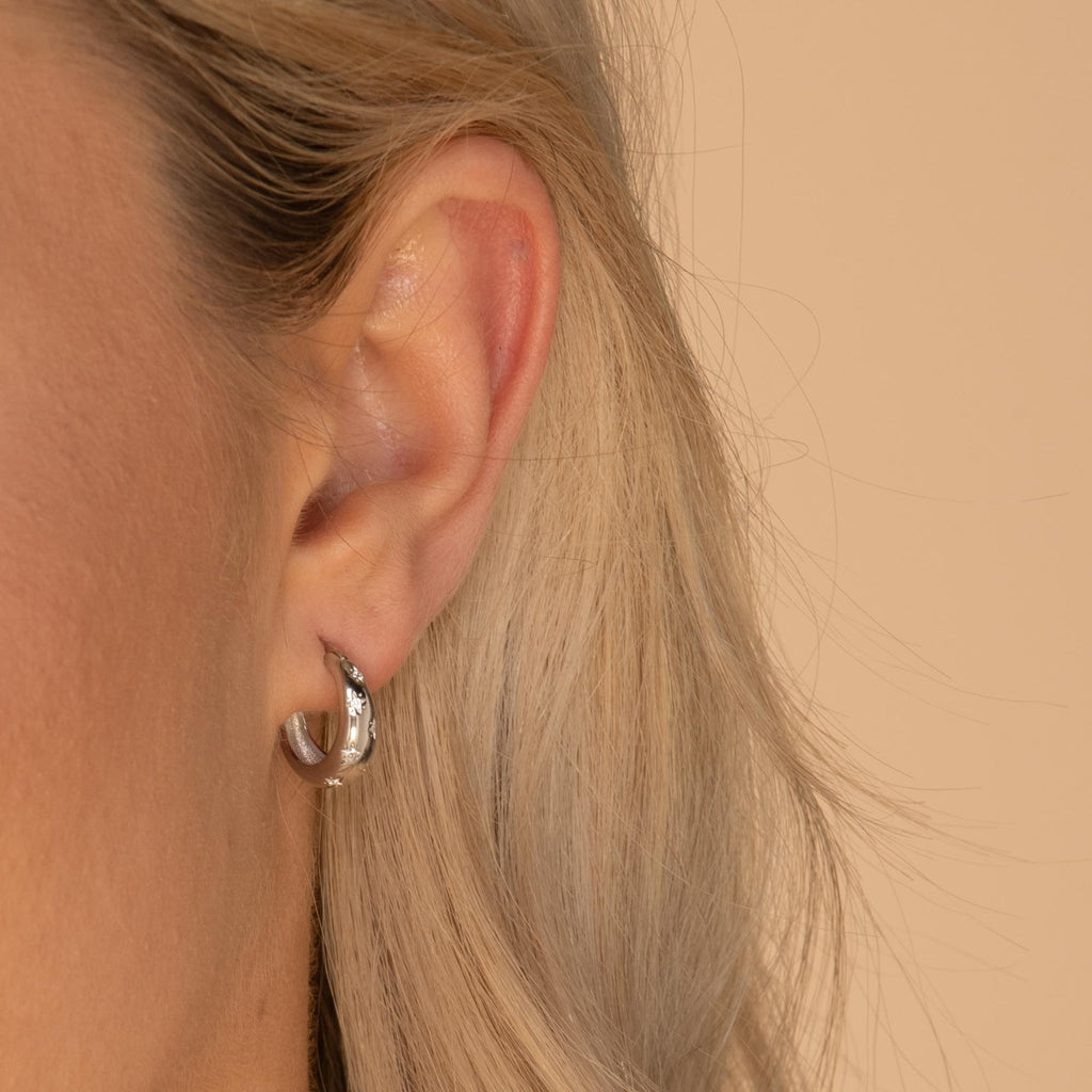 North Star Thick Sapphire Huggie Earrings