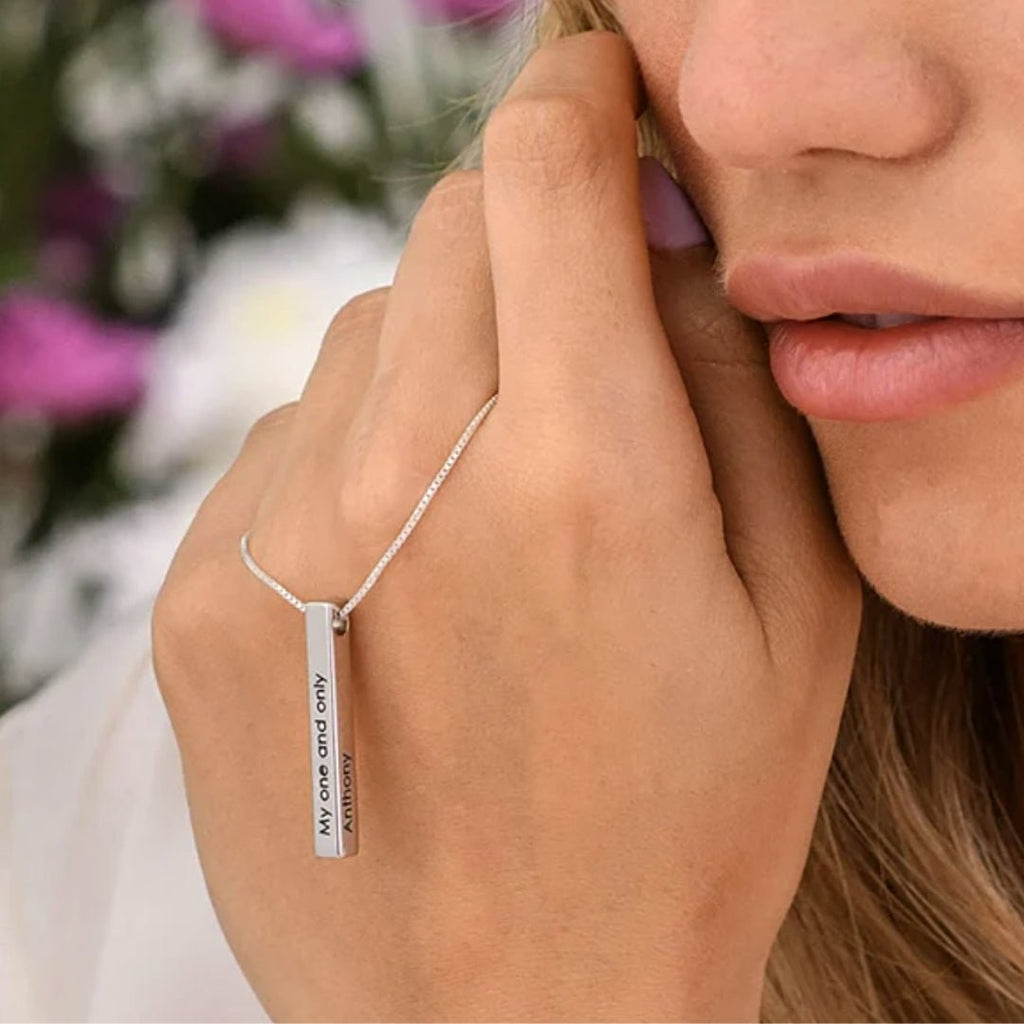 Pillar Bar Name Necklace