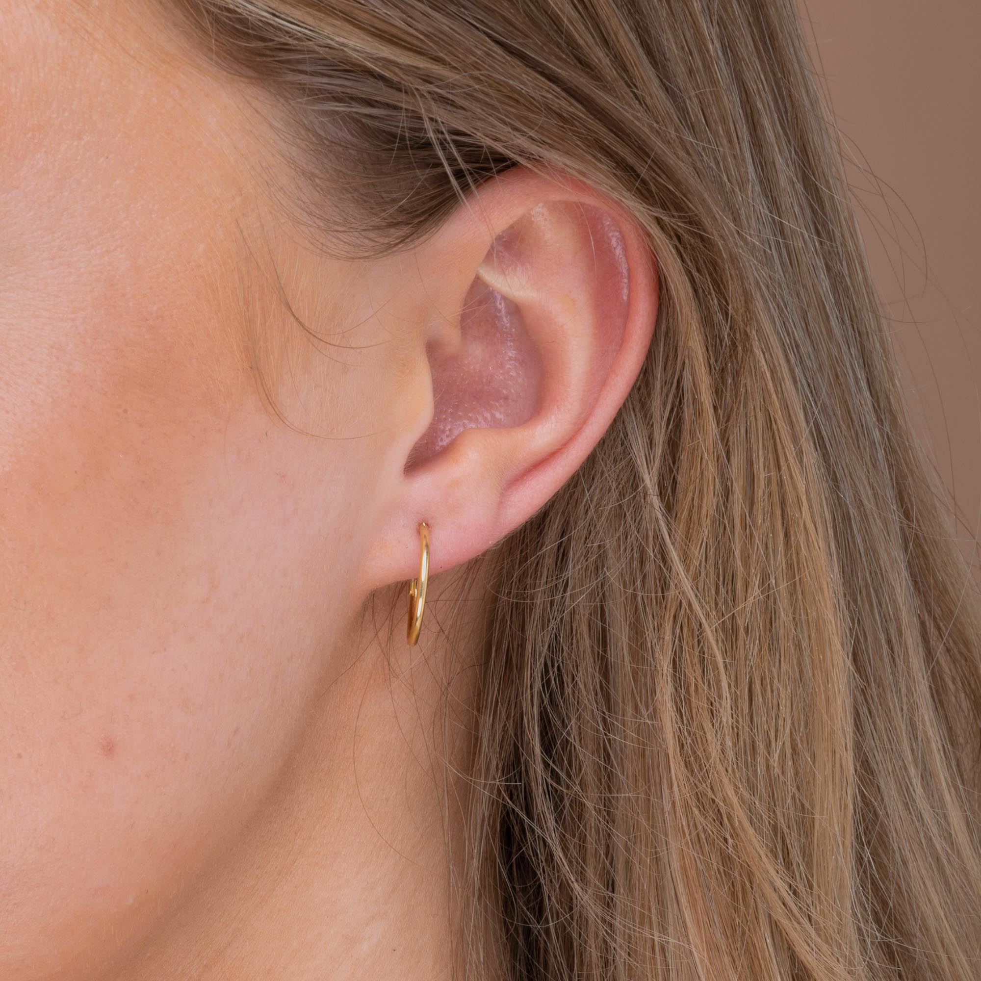 Thin Basic Small Hoops